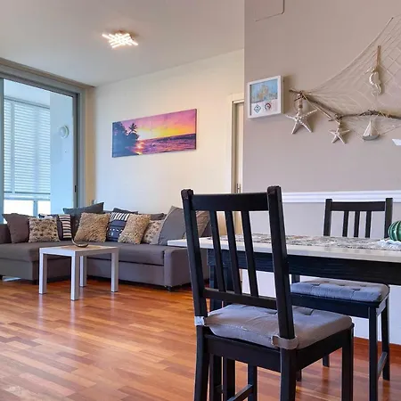 Mediterreanea Parking Terrazza Netflix Hostem Apartment Vilanova i la Geltru
